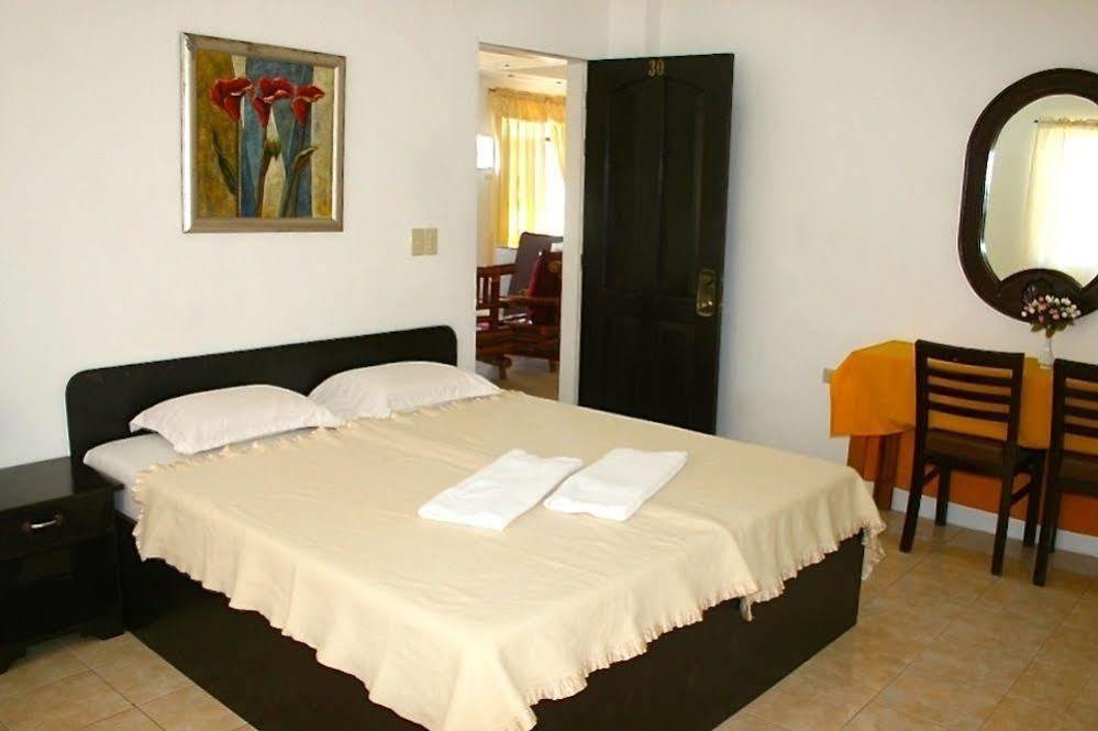 Island Inn Boracay Balabag  Экстерьер фото